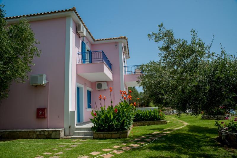 Afrato Village Vlachata Bagian luar foto